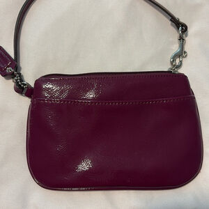 COACH patent leather wristlet wallet mini purse pouch top zipper plum magenta